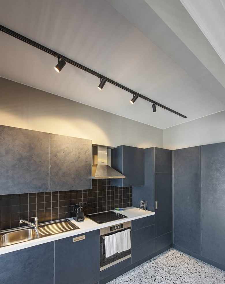 Les luminaires sur rail : la solution moderne et personnalisable pour éclairer votre intérieur