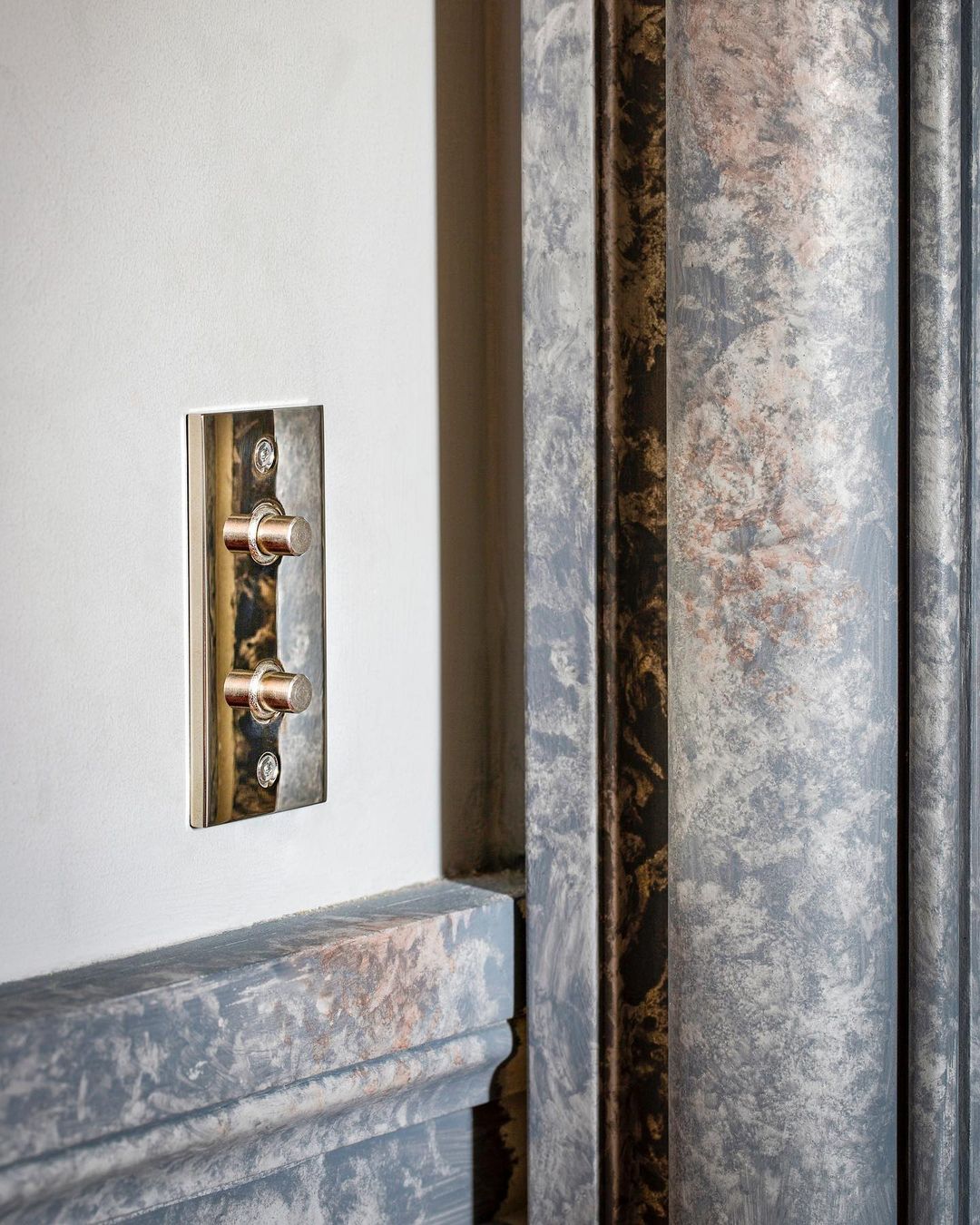 6ixtes : le luxe abordable Made in France pour des interrupteurs et prises intemporels